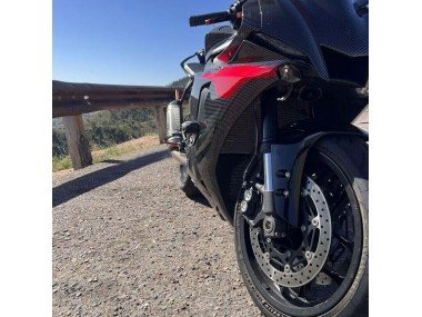 2020-2025 Black Carbon Fiber Red Yamaha YZF 1000 R1 Motorcycle Fairings