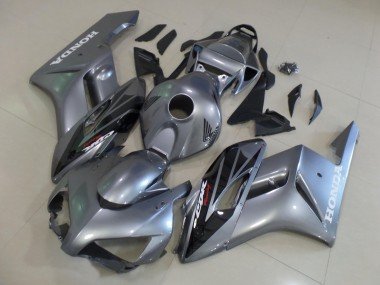 2004-2005 Silver Glossy Black Stripe Honda CBR1000RR Motorcycle Fairings